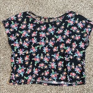 🩷Forever 21 Black Floral Blouse